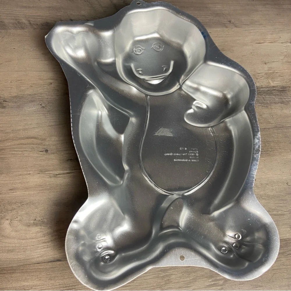 1993 Wilton Barney‎ the Purple Dinosaur Cake Pan  #2105-6713